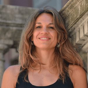 La Argentina debe legislar sobre microplásticos, dice Eugenia Testa