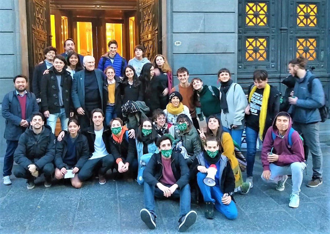 Jóvenes por el Clima Argentina, presencia decisiva para la media sanción en Senado del proyecto de Ley de Presupuestos Mínimos para la Adaptación y Mitigación del Cambio Climático por unanimidad