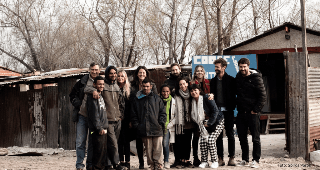 Milagros Mayling, equipo y miembros de la Cooperativa Juntos Podemos