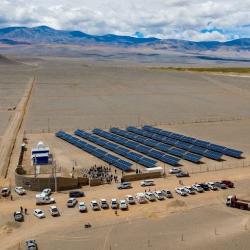 El nuevo parque solar El Peñón en la puna catamarqueña llevará energías limpias a la región