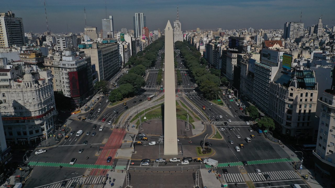 El Obelisco porteño cumple sus primeros 85 años totalmente renovado